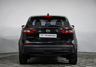 Подержанный автомобиль Nissan Qashqai 2021 года (6 фото)