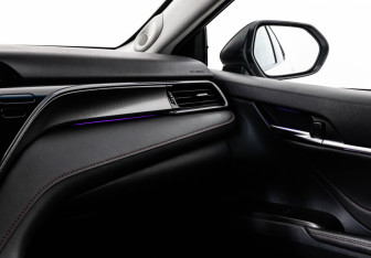 Подержанный автомобиль Toyota Camry Sedan 2021 года (16 фото)