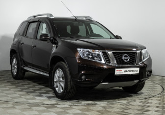 Подержанный автомобиль Nissan Terrano 2019 года (3 фото)