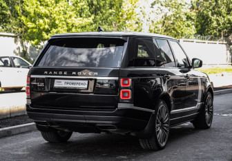Подержанный автомобиль Land Rover Range Rover 2020 года (6 фото)