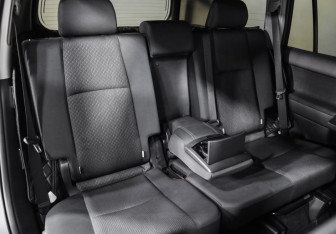 Подержанный автомобиль Toyota Land Cruiser Prado 2022 года (26 фото)