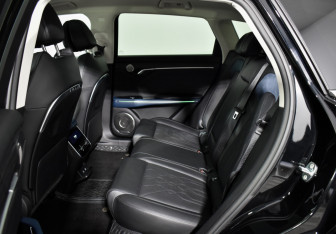 Подержанный автомобиль Voyah Free 2023 года (11 фото)