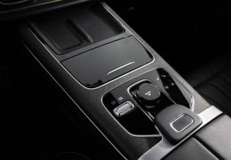 Подержанный автомобиль Jaecoo J8 2024 года (18 фото)