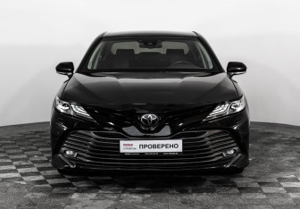 Подержанный автомобиль Toyota Camry Sedan 2019 года (4 фото)