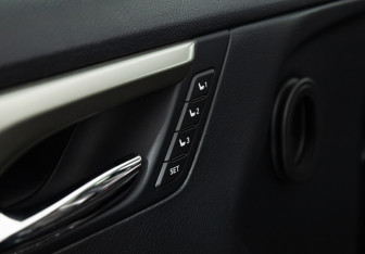 Подержанный автомобиль Lexus RX 2018 года (17 фото)