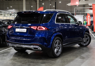 Подержанный автомобиль Mercedes-Benz GLE 2019 года (7 фото)