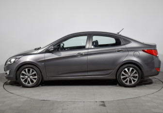 Подержанный автомобиль Hyundai Solaris Sedan 2014 года (8 фото)