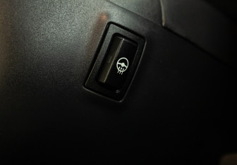 Подержанный автомобиль BMW X1 2013 года (19 фото)