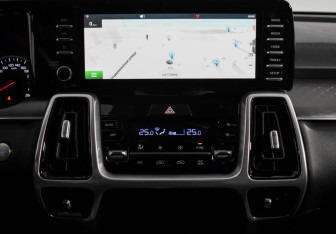 Подержанный автомобиль Kia Sorento 2022 года (17 фото)