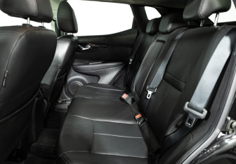 Подержанный автомобиль Nissan Qashqai 2018 года (10 фото)