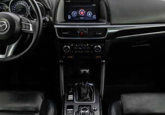Подержанный автомобиль Mazda CX-5 2015 года (13 фото)