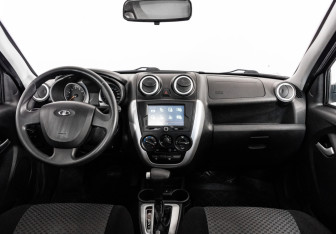 Подержанный автомобиль LADA (ВАЗ) Granta Sedan 2013 года (10 фото)