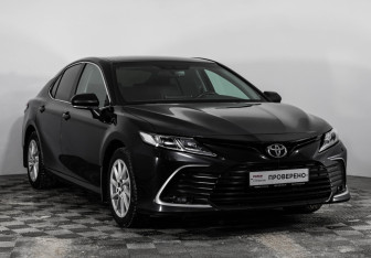 Подержанный автомобиль Toyota Camry Sedan 2021 года (3 фото)