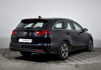 Подержанный автомобиль Kia Ceed Wagon 2019 года (5 фото)