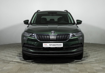 Подержанный автомобиль Skoda Karoq 2021 года (2 фото)