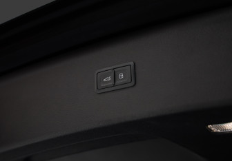 Подержанный автомобиль Audi Q5 2019 года (37 фото)