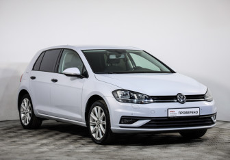 Подержанный автомобиль Volkswagen Golf Hatchback 2018 года (3 фото)