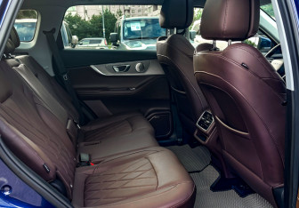 Подержанный автомобиль Chery Tiggo 8 Pro Max 2023 года (13 фото)