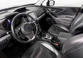 Подержанный автомобиль Subaru Forester Suv 2019 года (9 фото)