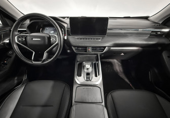 Подержанный автомобиль Haval Jolion 2023 года (16 фото)