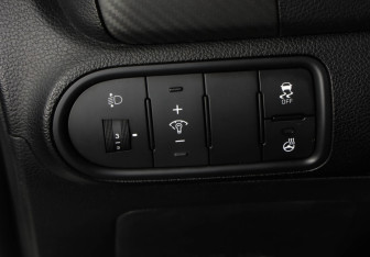 Подержанный автомобиль Kia Cerato Sedan 2014 года (20 фото)