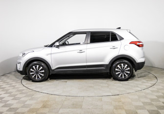Подержанный автомобиль Hyundai Creta 2019 года (8 фото)