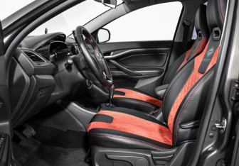 Подержанный автомобиль LADA (ВАЗ) Vesta Wagon 2018 года (10 фото)