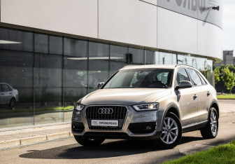 Подержанный автомобиль Audi Q3 2013 года (1 фото)