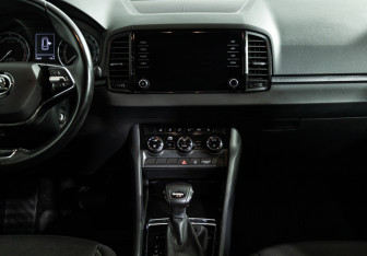 Подержанный автомобиль Skoda Karoq 2021 года (14 фото)