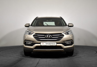 Подержанный автомобиль Hyundai Santa Fe 2017 года (2 фото)