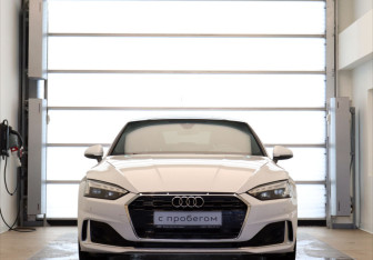 Подержанный автомобиль Audi A5 Liftback 2020 года (3 фото)
