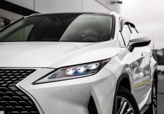 Подержанный автомобиль Lexus RX 2019 года (2 фото)
