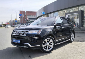 Подержанный автомобиль Ford Explorer 2018 года (1 фото)