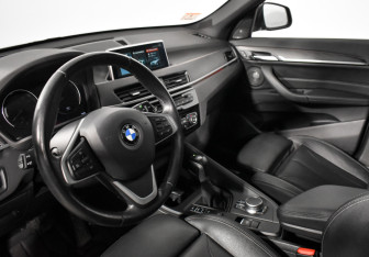 Подержанный автомобиль BMW X1 2019 года (9 фото)