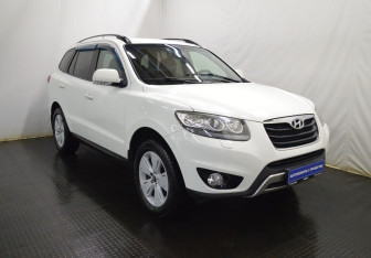 Подержанный автомобиль Hyundai Santa Fe 2012 года (3 фото)