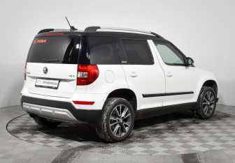 Подержанный автомобиль Skoda Yeti 2017 года (5 фото)
