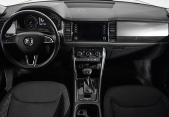Подержанный автомобиль Skoda Kodiaq 2019 года (16 фото)