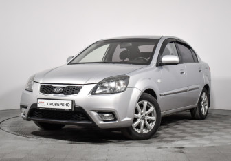 Подержанный автомобиль Kia Rio Sedan 2010 года (1 фото)