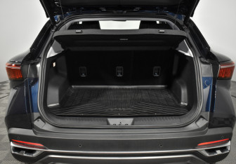 Подержанный автомобиль Omoda C5 2023 года (21 фото)