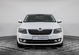 Подержанный автомобиль Skoda Octavia Liftback 2013 года (2 фото)