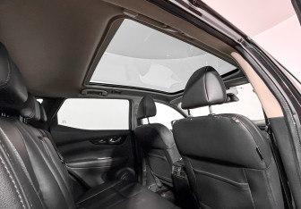 Подержанный автомобиль Nissan Qashqai 2014 года (19 фото)