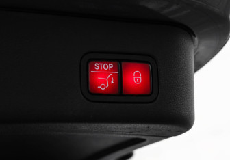 Подержанный автомобиль Mercedes-Benz GLE 2017 года (36 фото)