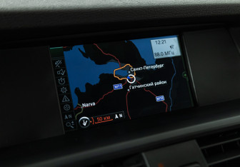 Подержанный автомобиль BMW X3 2014 года (16 фото)