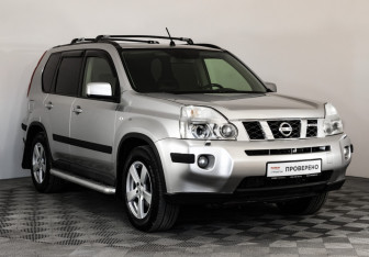 Подержанный автомобиль Nissan X-Trail 2007 года (3 фото)