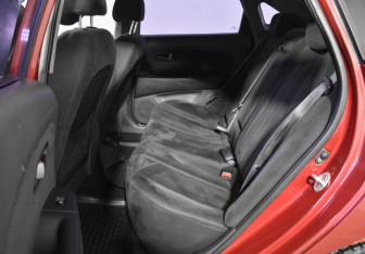Подержанный автомобиль Hyundai Elantra Sedan 2009 года (11 фото)