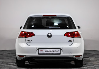 Подержанный автомобиль Volkswagen Golf Hatchback 2013 года (6 фото)