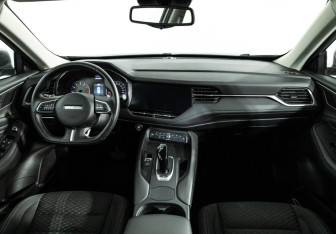 Подержанный автомобиль Haval F7 2020 года (13 фото)