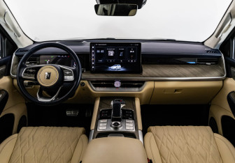 Подержанный автомобиль Tank 500 2023 года (11 фото)