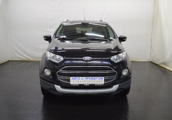 Подержанный автомобиль Ford EcoSport 2015 года (2 фото)