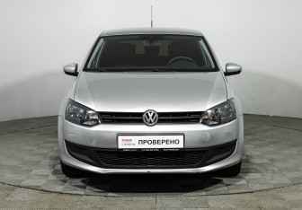 Подержанный автомобиль Volkswagen Polo Hatchback 2012 года (2 фото)